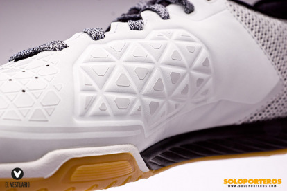 adidas ace 16.2 court