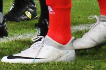 Mejores botas para defensas centrales - Blogs - Fútbol Emotion