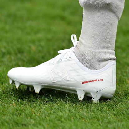 new balance blancas futbol