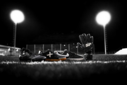 Le migliori scarpe da calcio per pianta larga - Blog - Fútbol Emotion