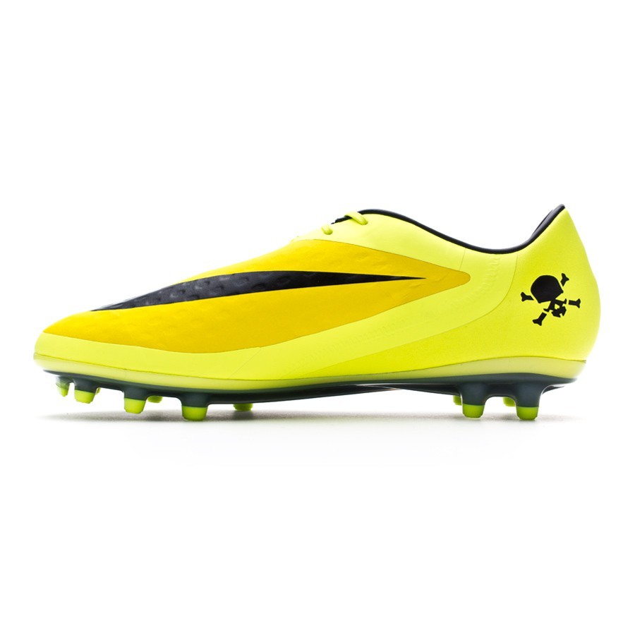 yellow hypervenom