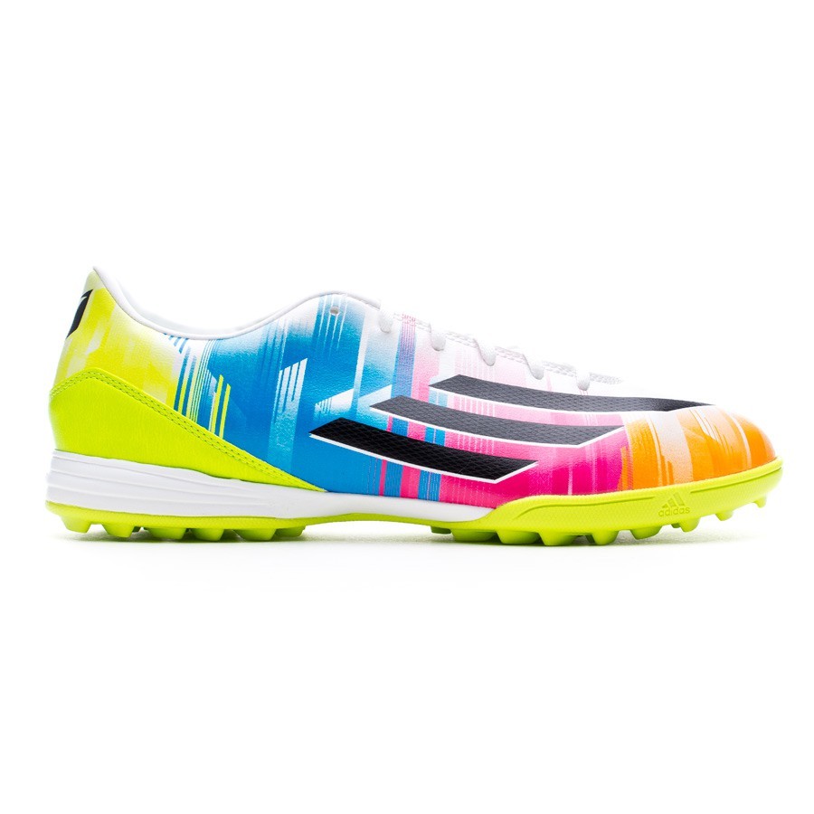 chaussure de foot adidas f10