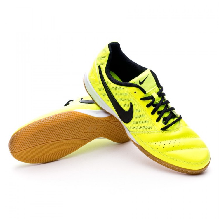 nike gato futsal shoes