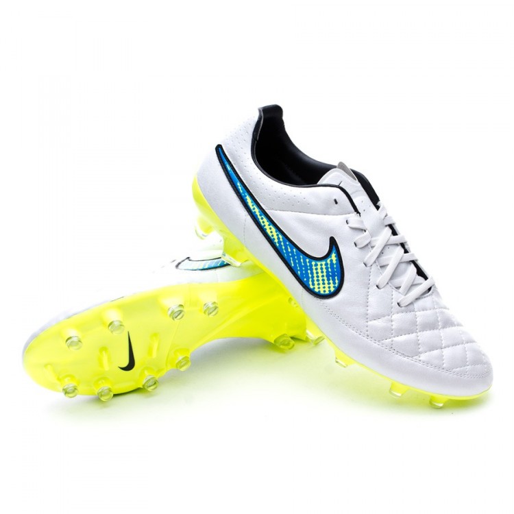 nike tiempo scontate