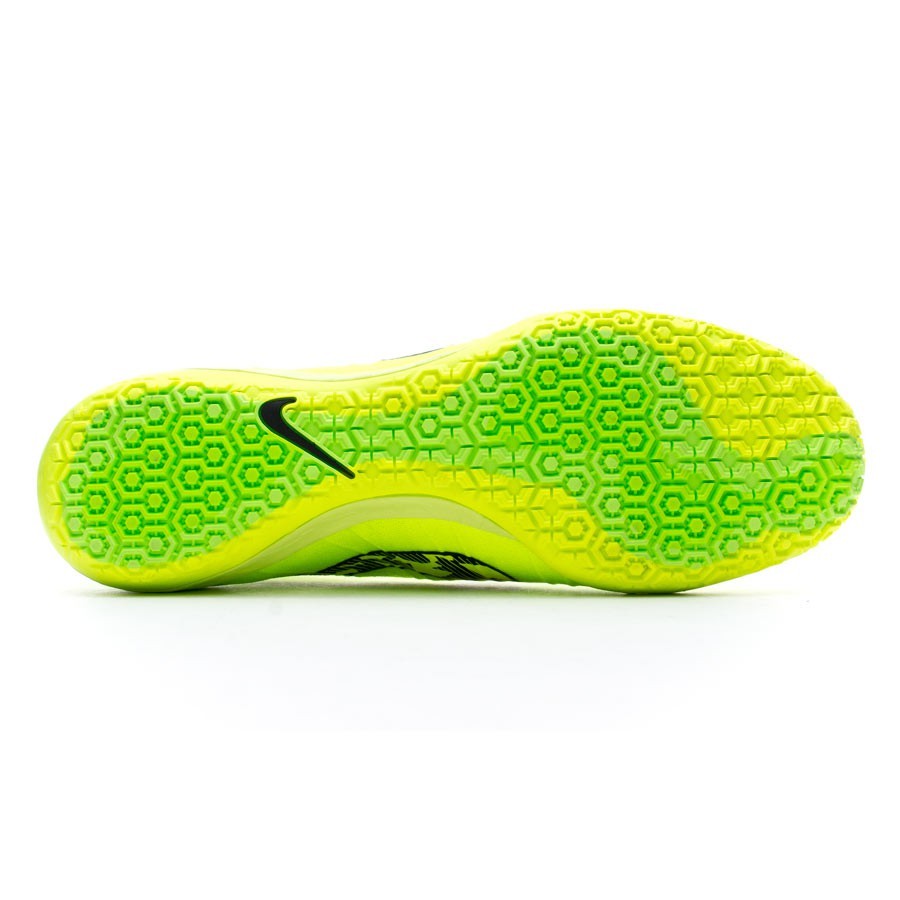 nike elastico calcetto