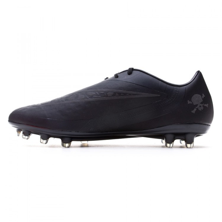 nike total black