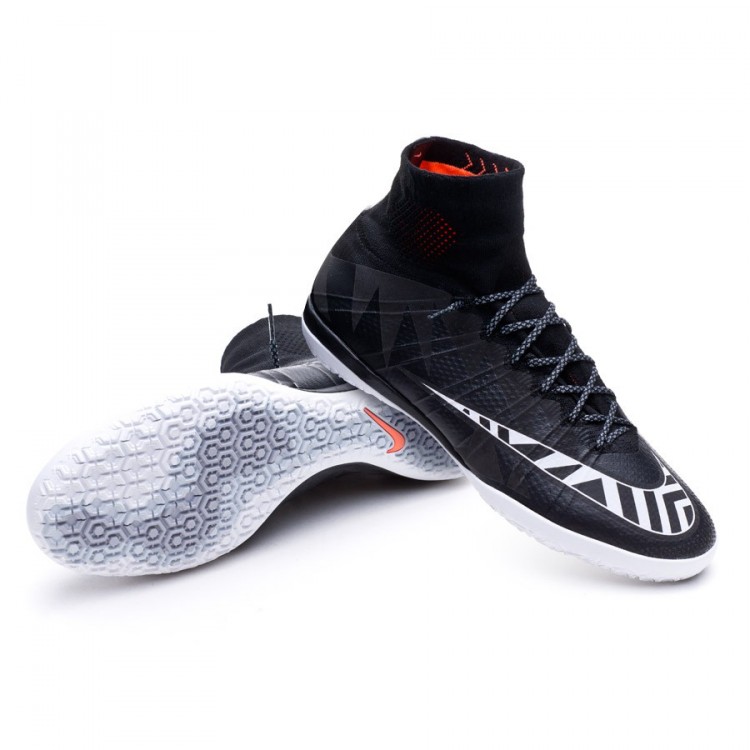 nike mercurial street