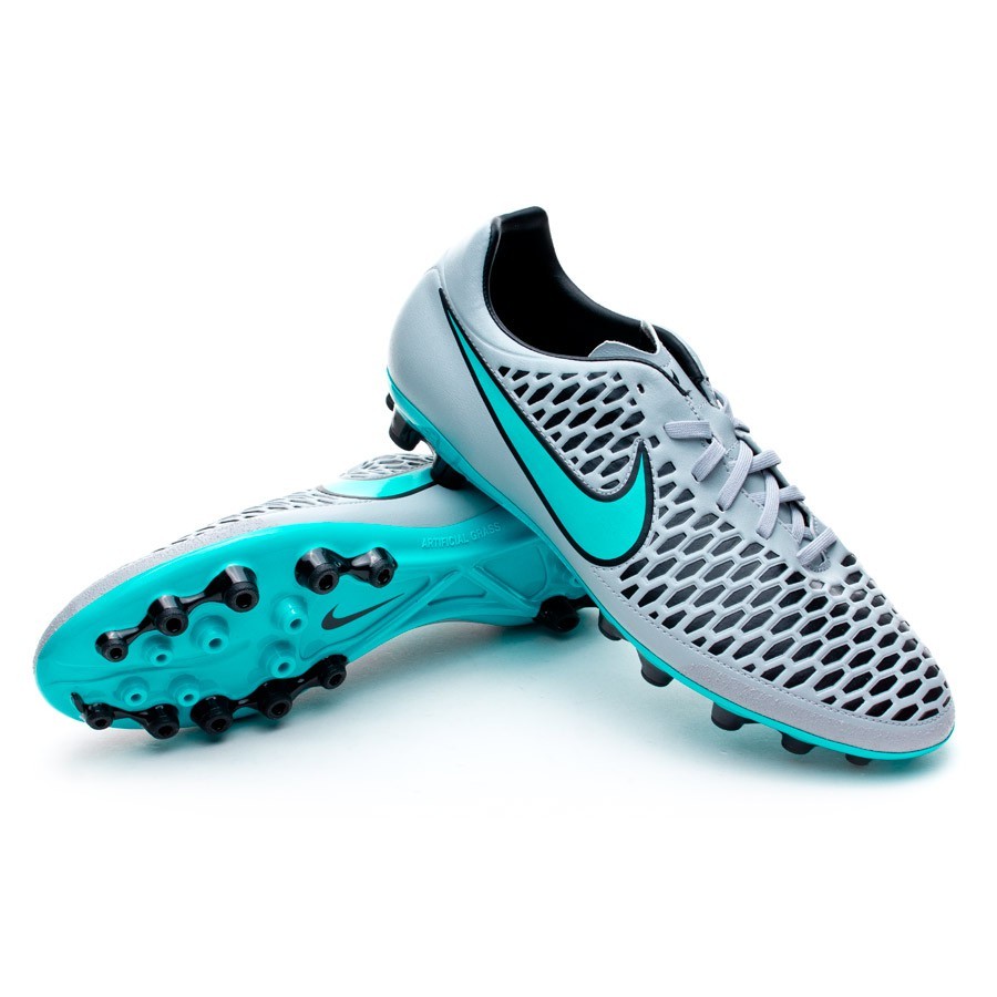 Resultado de imagen de botas de futbol nike magista 2015
