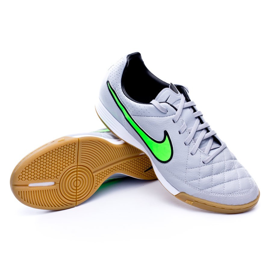 nike tiempo legacy ic