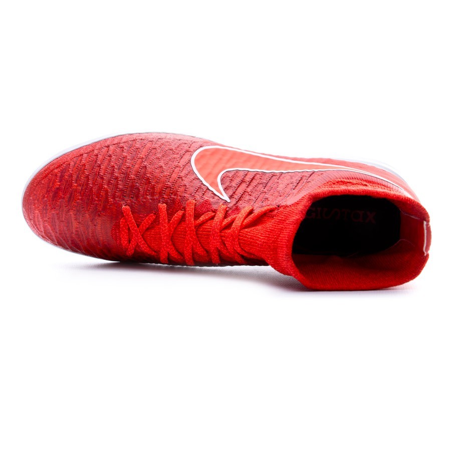 nike magistax proximo ic red