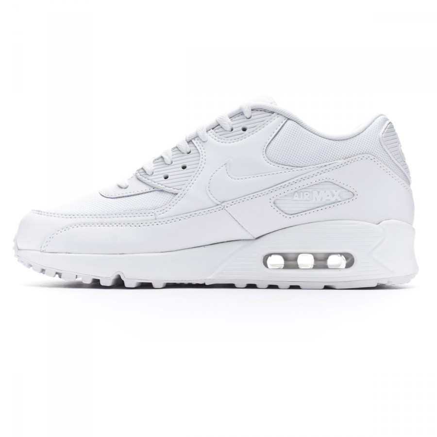 nike air max 90 essential trainers in white