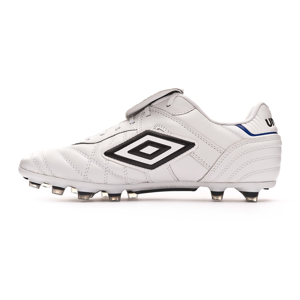 umbro football boots laceless