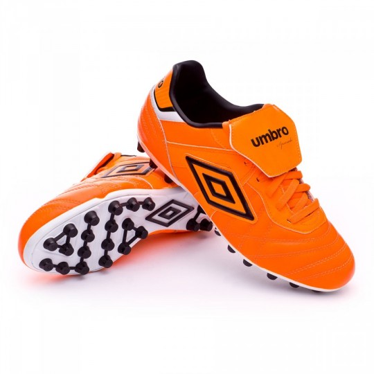 Chaussures De Foot Umbro Speciali Eternal Premier HG - Orange - Taille UK 7.5 / EU 42 - NEUF Avec Défauts