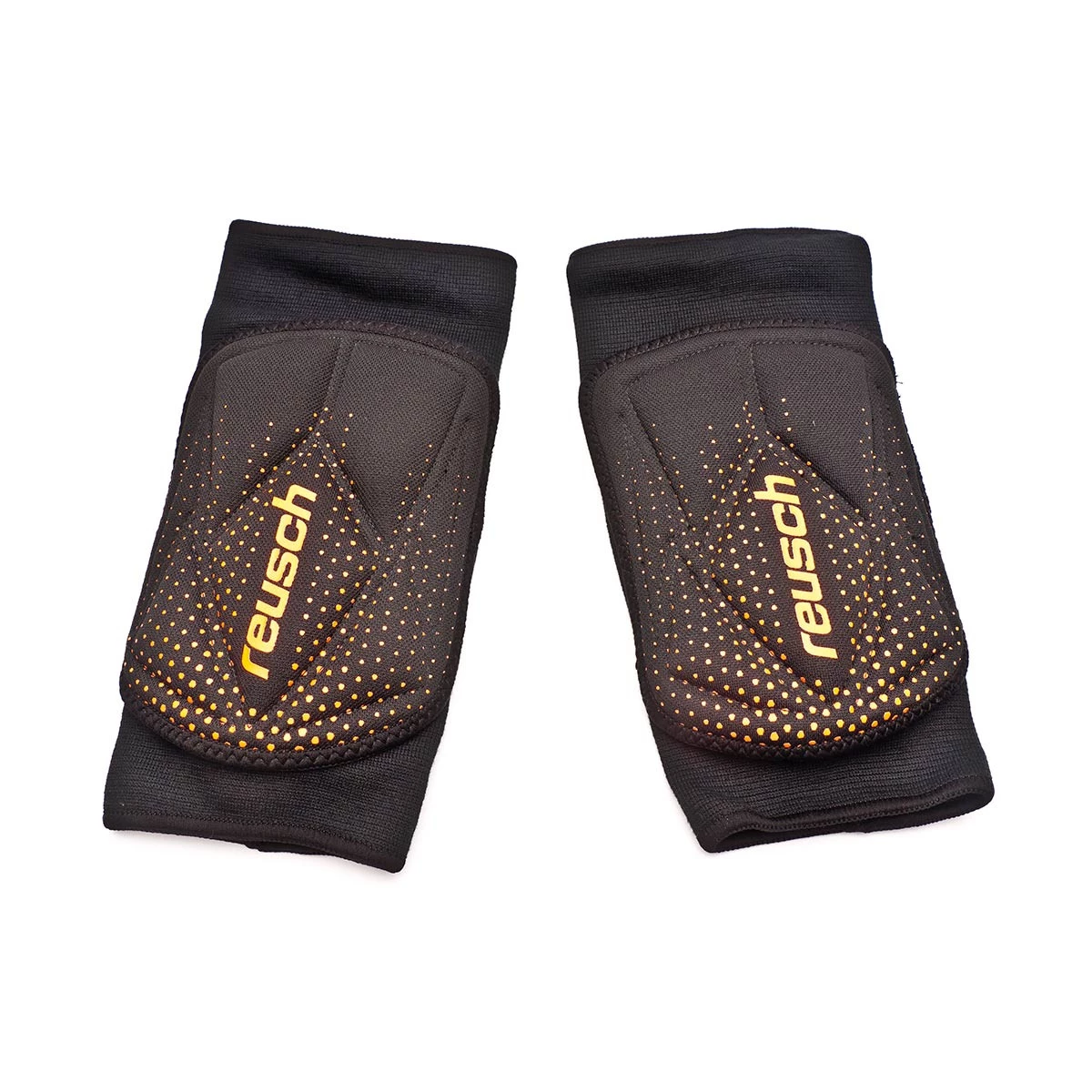 https://www.futbolemotion.com/imagesarticulos/108997/grandes/coderas-reusch-protector-active-negro-0.webp