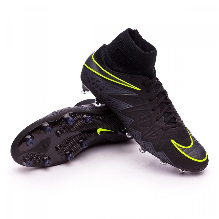 nike hypervenom phatal