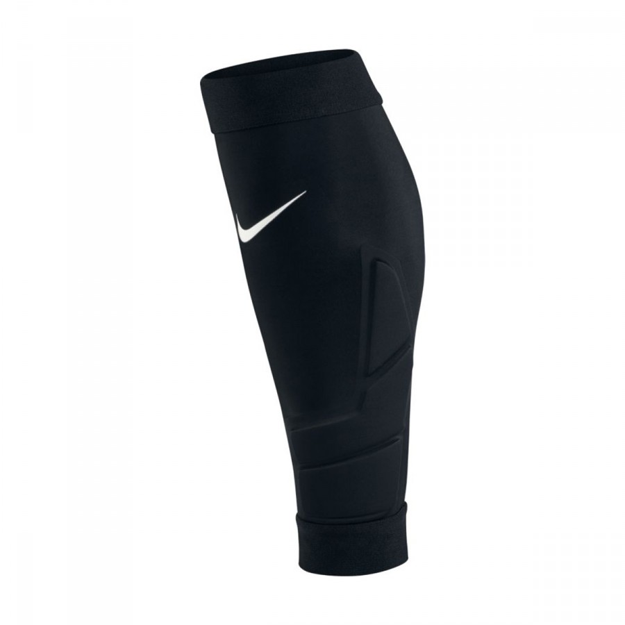 nike hyperstrong