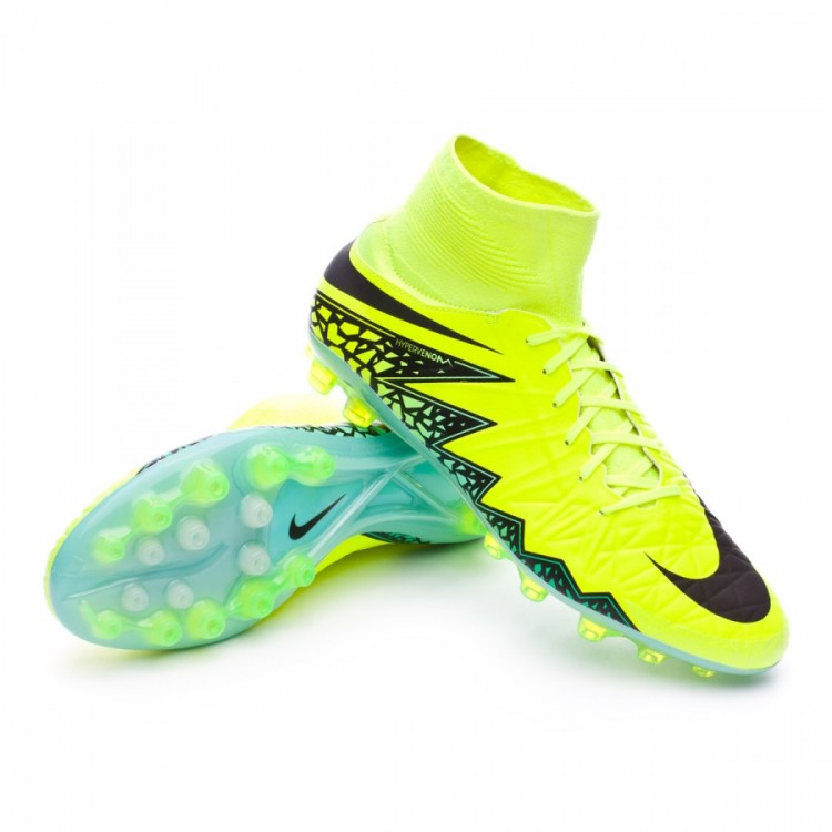 nike hypervenom phatal 2