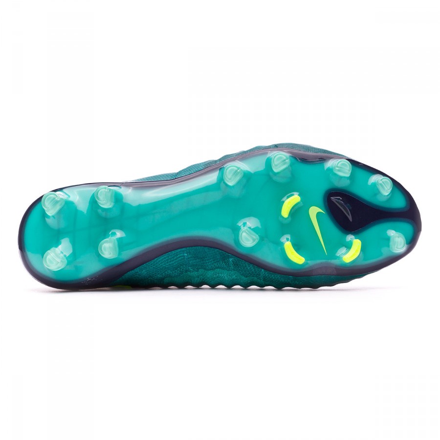 magista obra astroturf