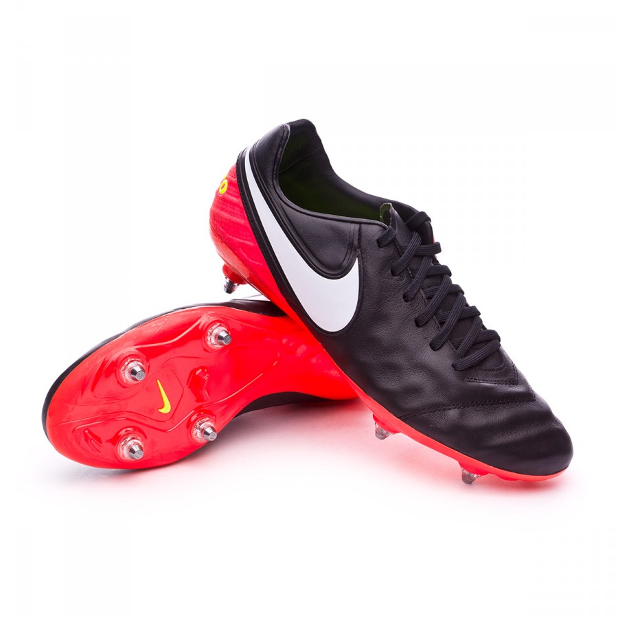 Nike Tiempo Legend III Soft Ground Football Boots 