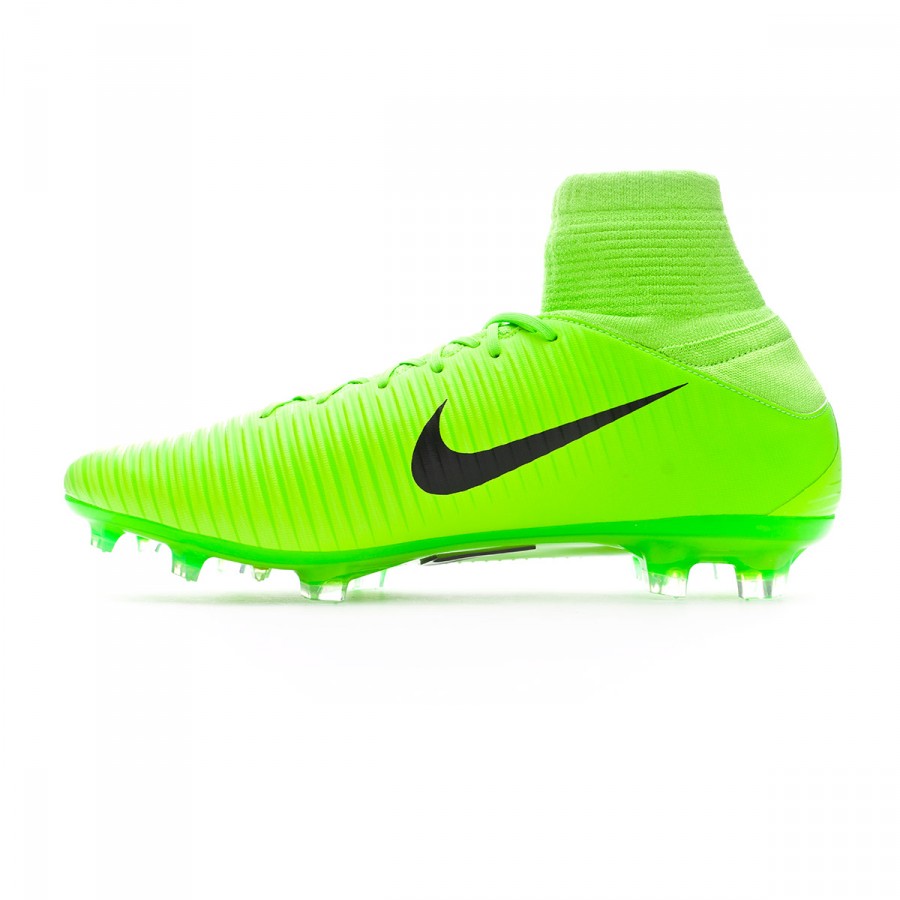 green football shoes