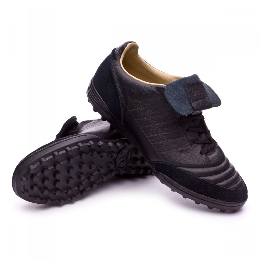 scarpe mundial team