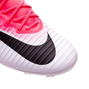 pink and white nike football boots