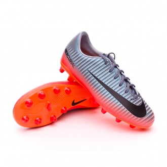 scarpe da calcio di ronaldo 2019