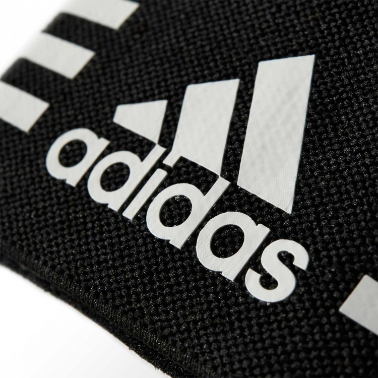 adidas-sujeta-espinilleras-ankle-strap-black-white-1