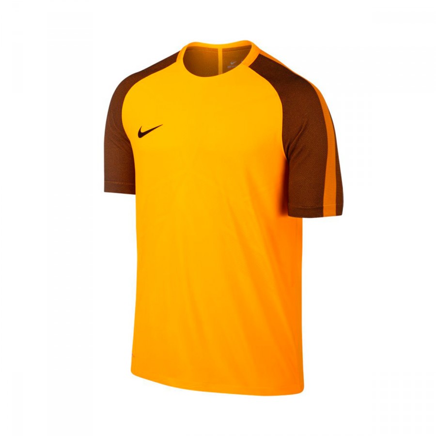 camiseta nike aeroswift