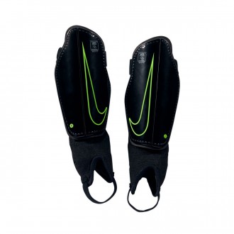 Caneleira  Nike Charge Football Crianças Black-Volt