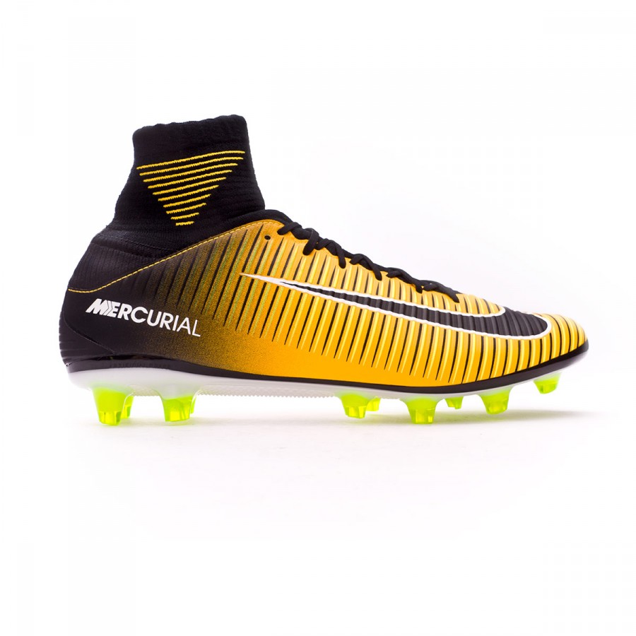 nike mercurial veloce 3