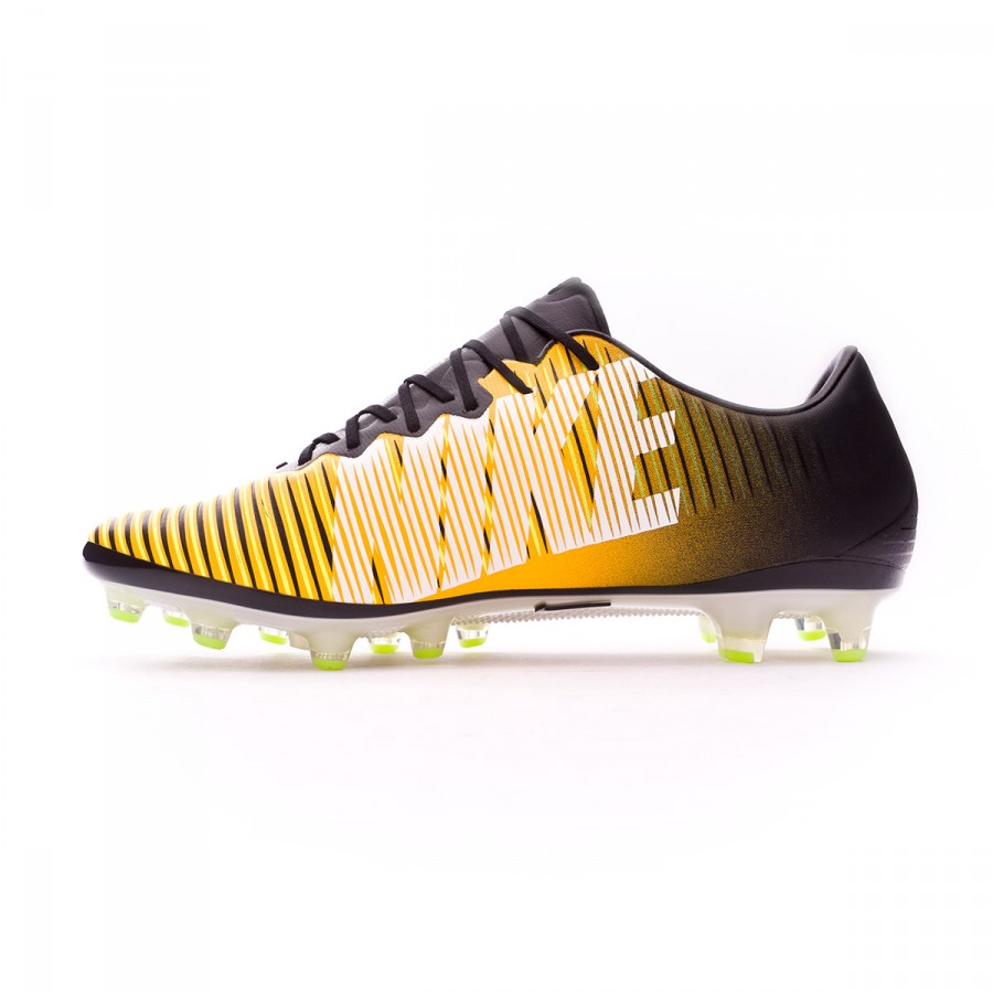 botas de futbol nike acc