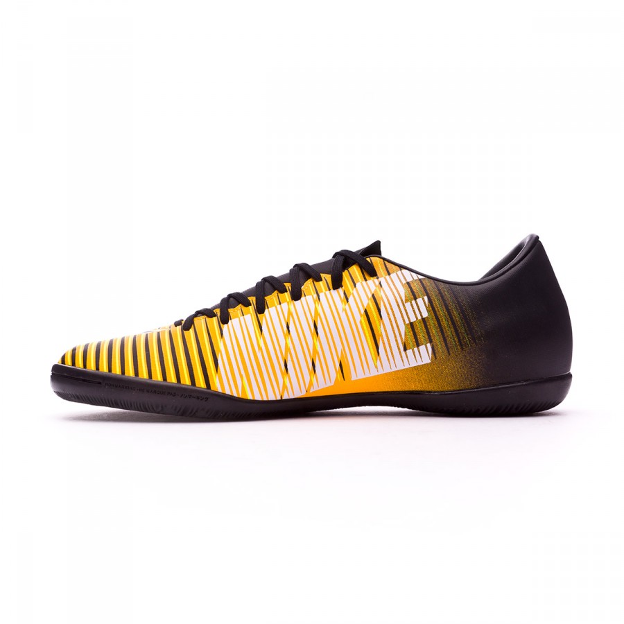 Nueve corriente violinista Futsal Boot Nike Mercurial Victory VI IC Laser orange-Black-White-Volt - Football store Fútbol Emotion Nueve corriente violinista Futsal Boot Nike Mercurial Victory VI IC Laser orange-Black-White-Volt - Football store Fútbol Emotion