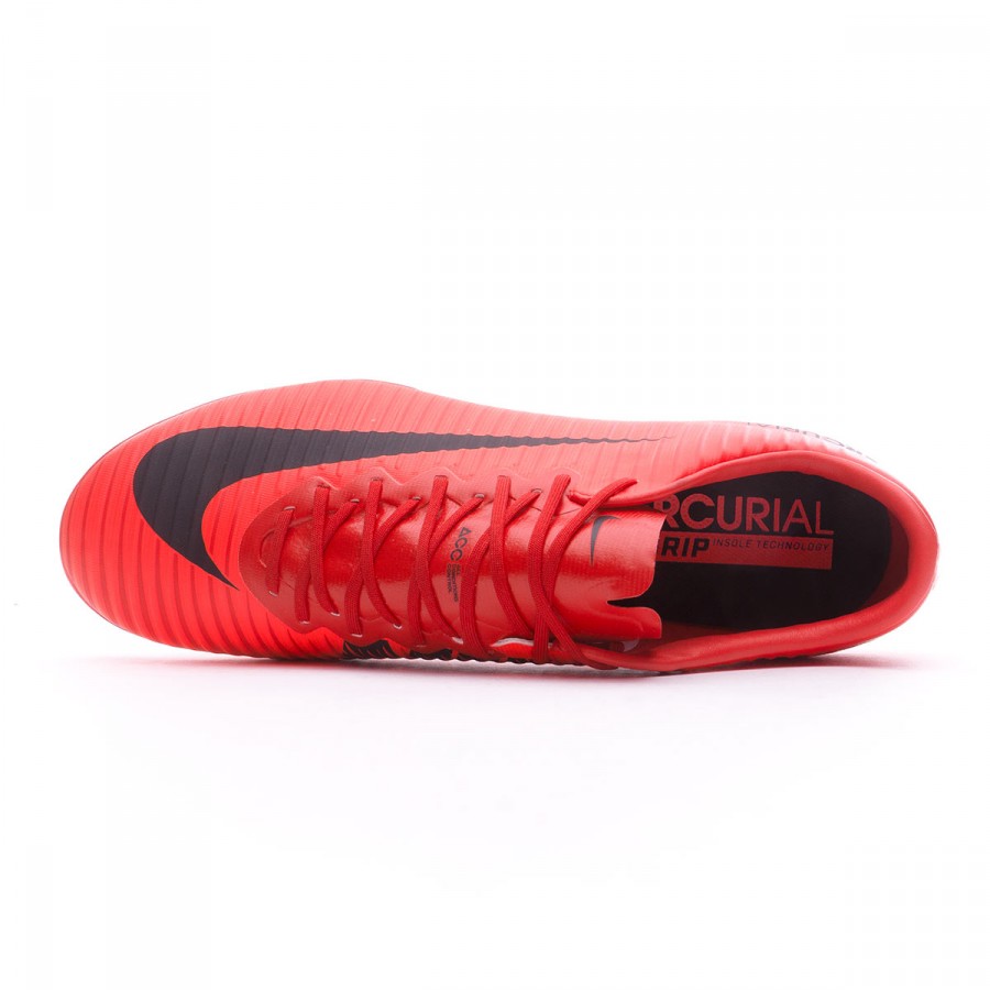 nike mercurial vapor xi red