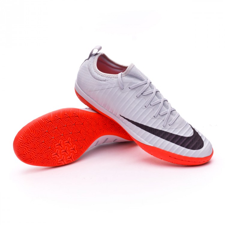 Zapatilla Nike MercurialX Finale II Special Edition IC Pure  platinum-Black-Bright crimson - Tienda de fútbol Fútbol Emotion