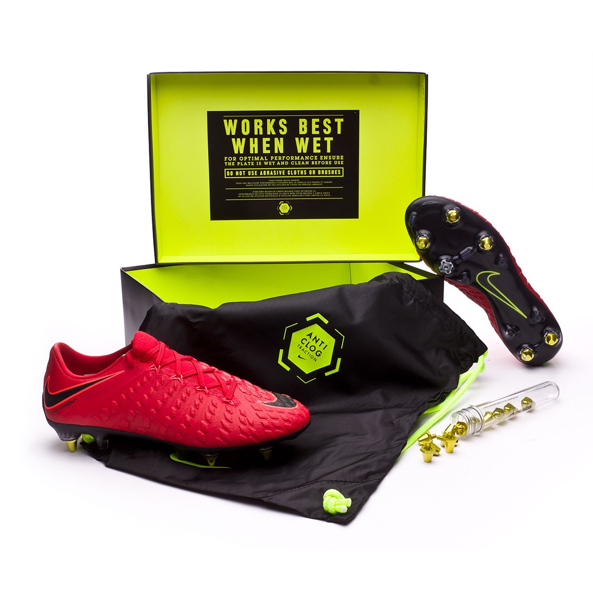 nike phantom venom anti clog