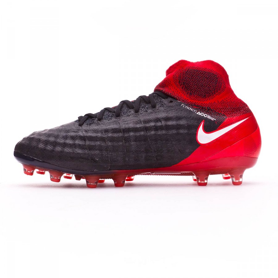 red and black magistas