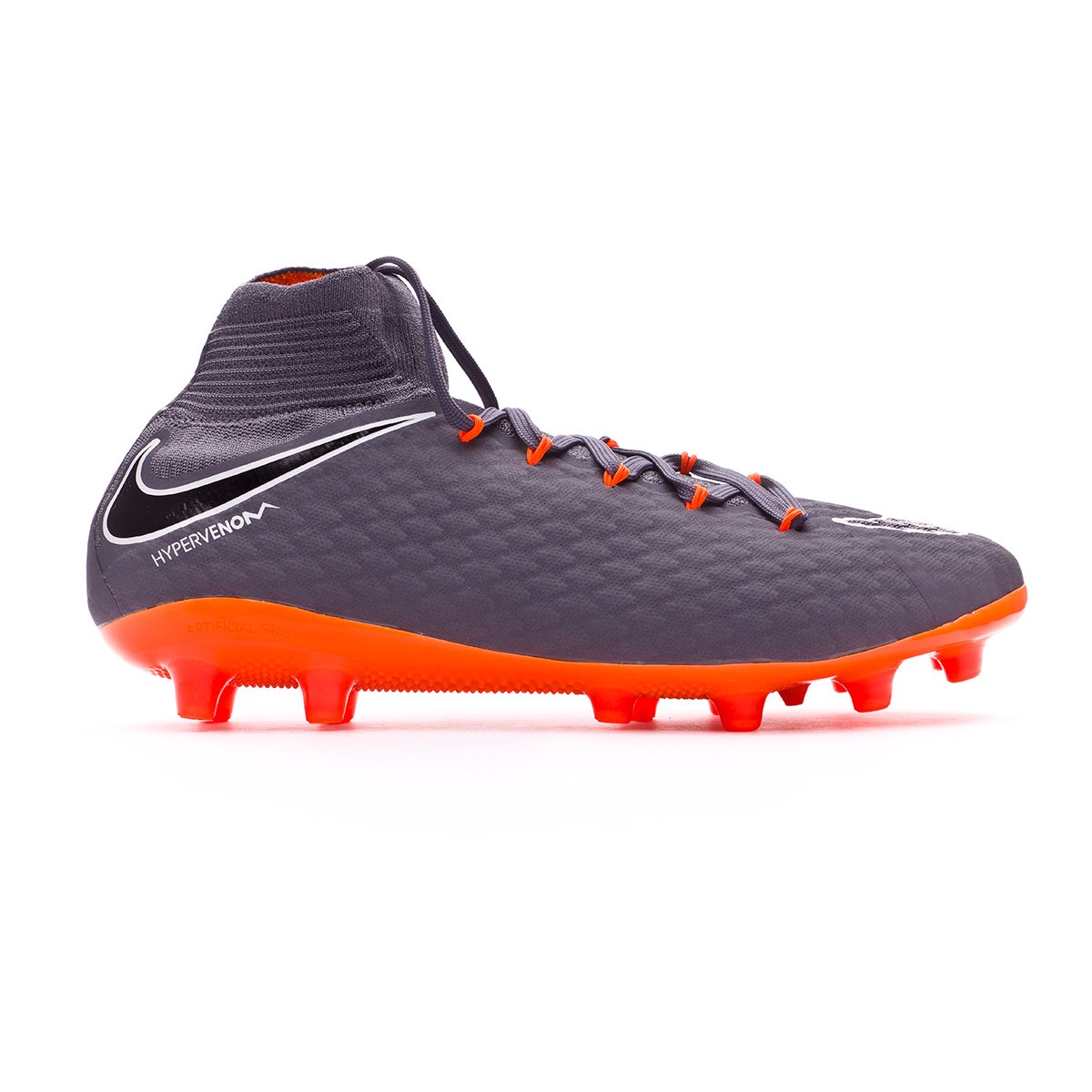 nike hypervenom pro