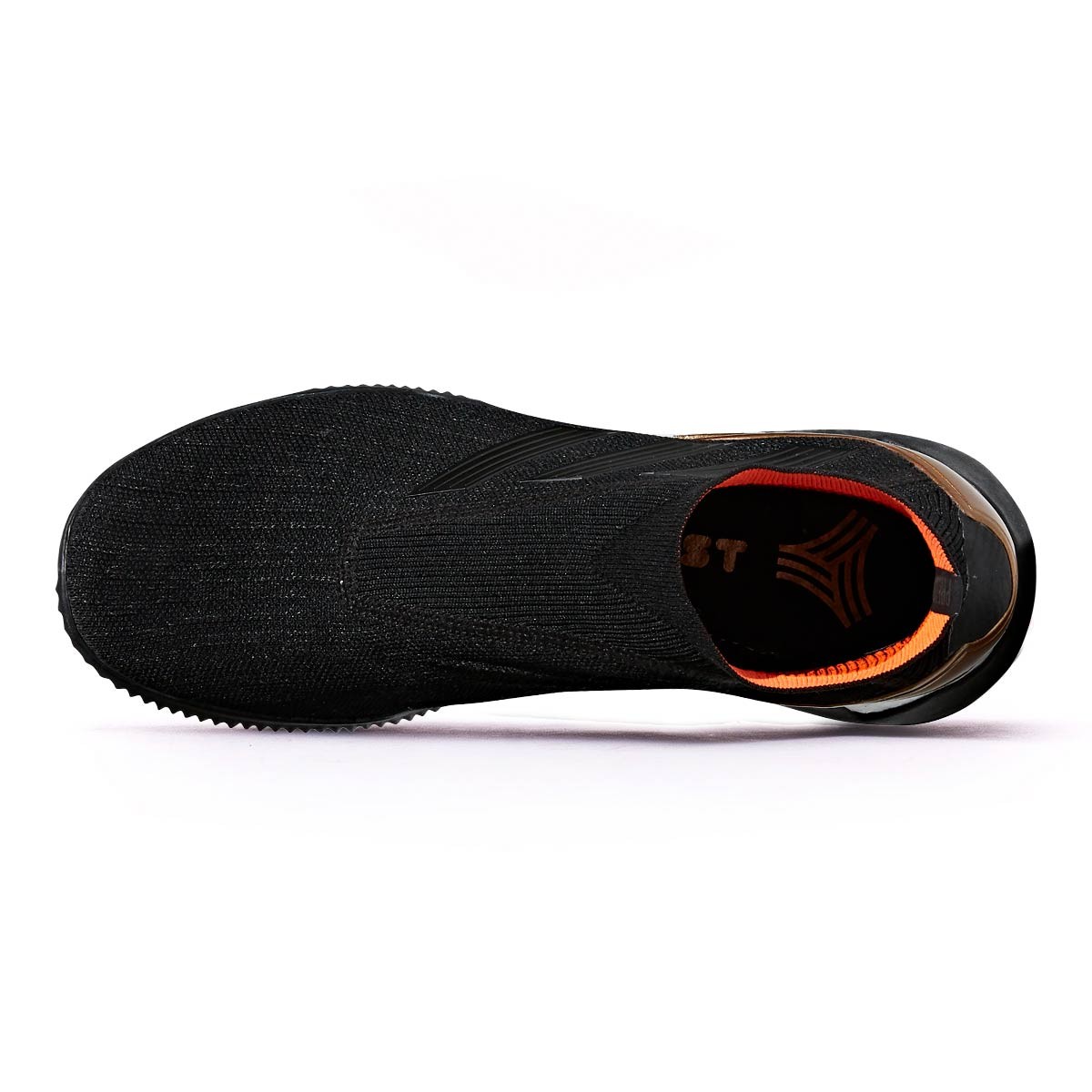Zapatilla Predator Tango 18+ TR UltraBoost Core black Solar red Gold metallic Zapatilla Predator Tango 18+ TR UltraBoost Core black Solar red Gold metallic