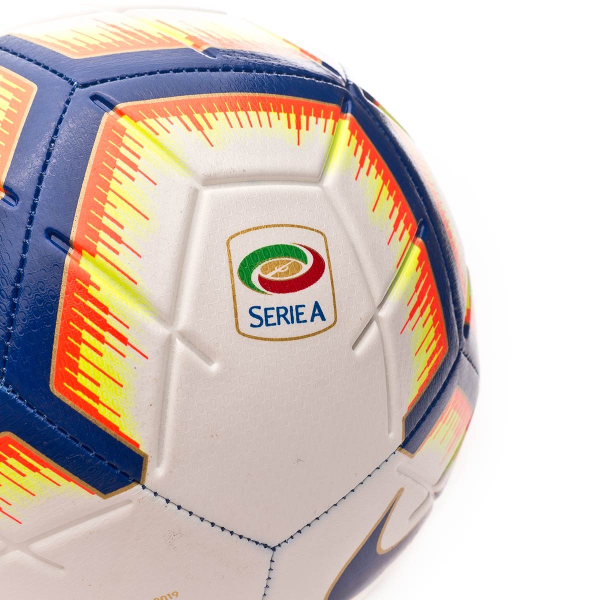 nike serie a strike football