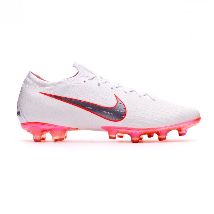 The Nike Mercurial Vapor 360 Elite By You Soccer Cleat