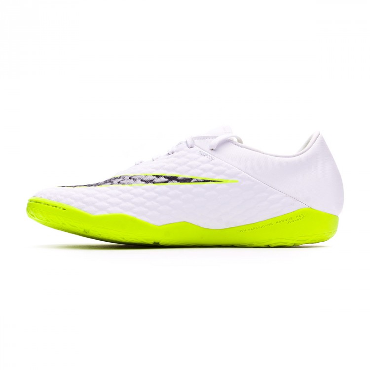 nike hypervenom phantomx iii academy