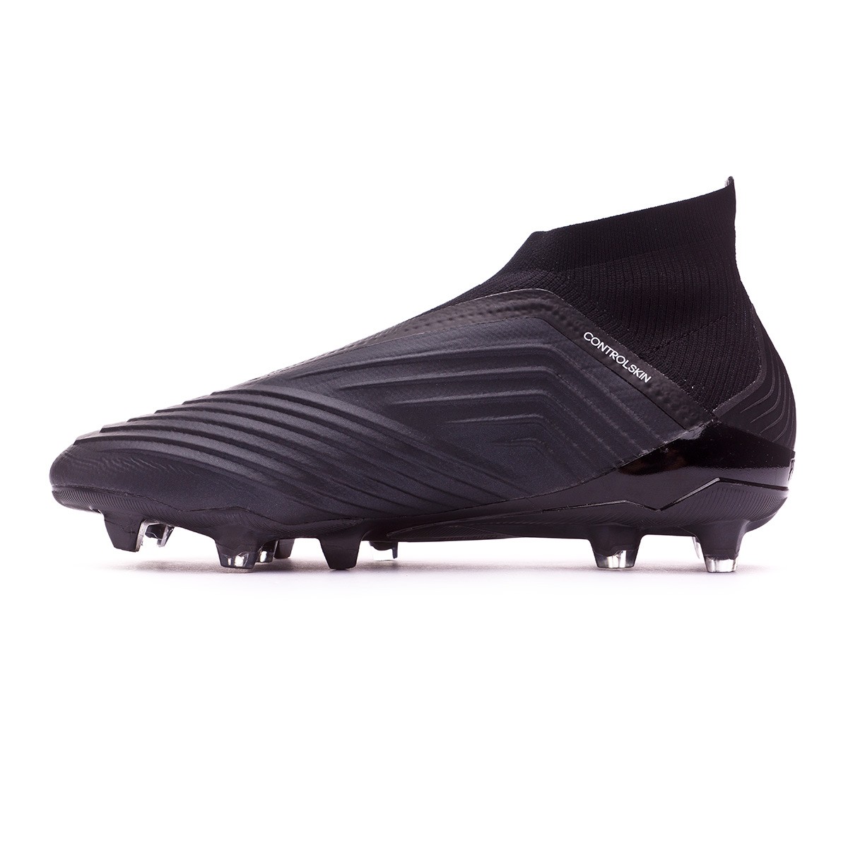 Bota de fútbol adidas Predator 18+ FG Core black-White - Tienda de fútbol  Fútbol Emotion