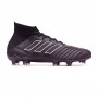 Predator 18.1 FG Core black-White