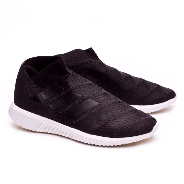zapatilla-adidas-nemeziz-tango-18.1-core-black-white-0.jpg