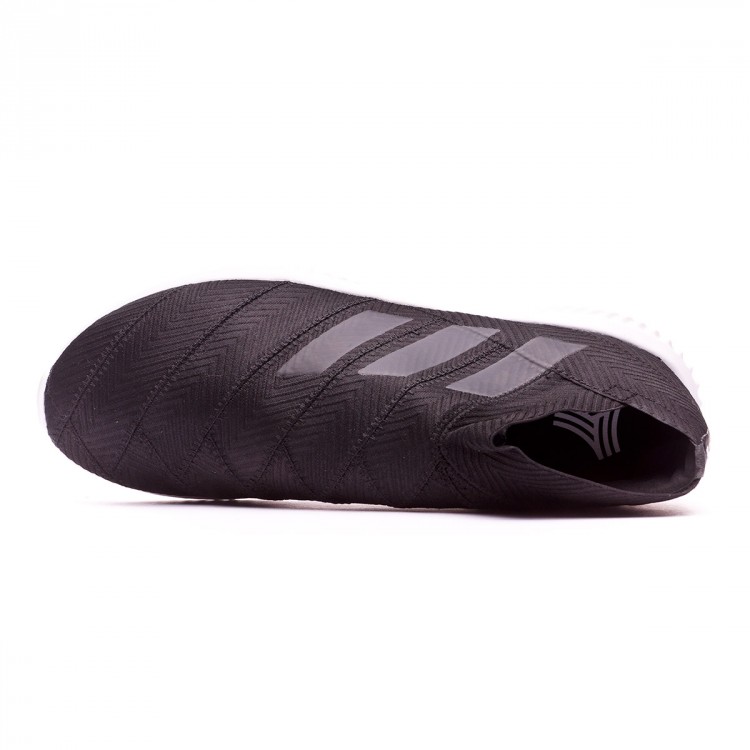 zapatilla-adidas-nemeziz-tango-18.1-core-black-white-4.jpg