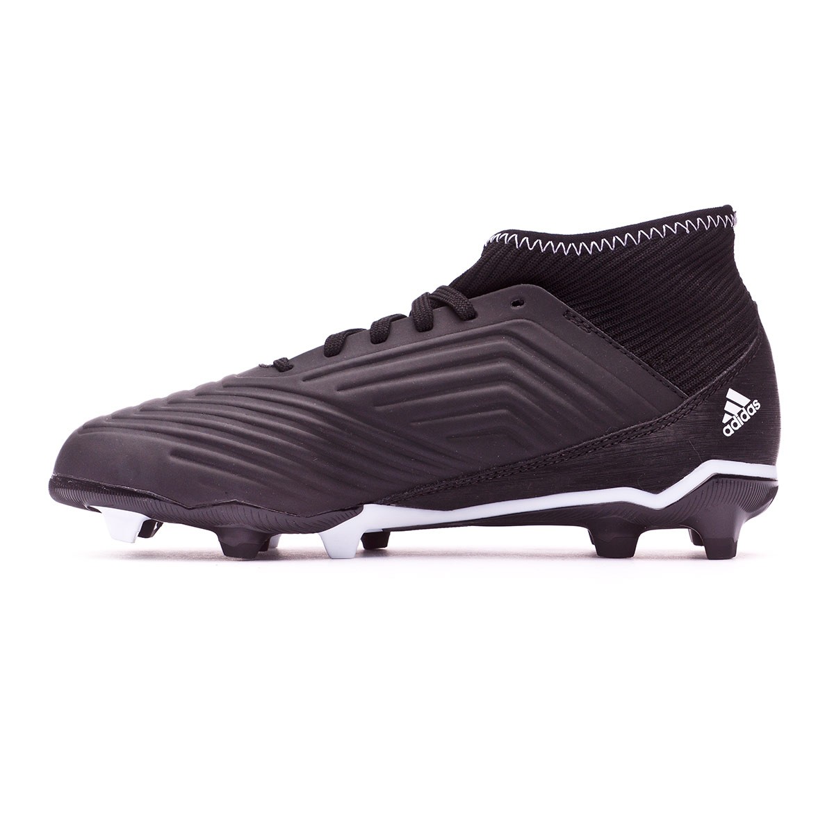 Bota de fútbol adidas Predator 18.3 FG Niño Core black-White - Tienda de  fútbol Fútbol Emotion