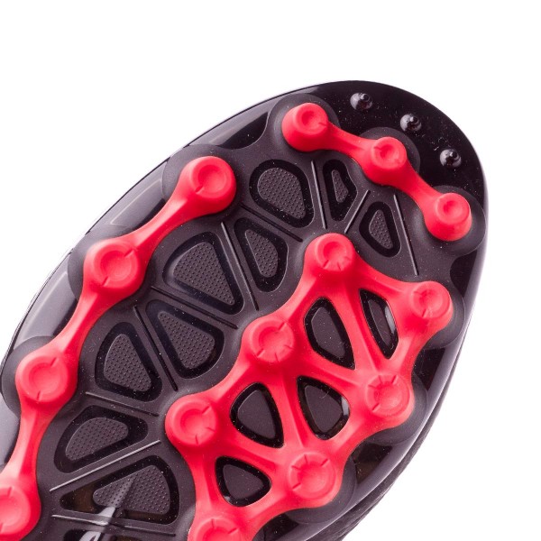 Bota adidas Predator 18.3 AG Bota adidas Predator 18.3 AG
