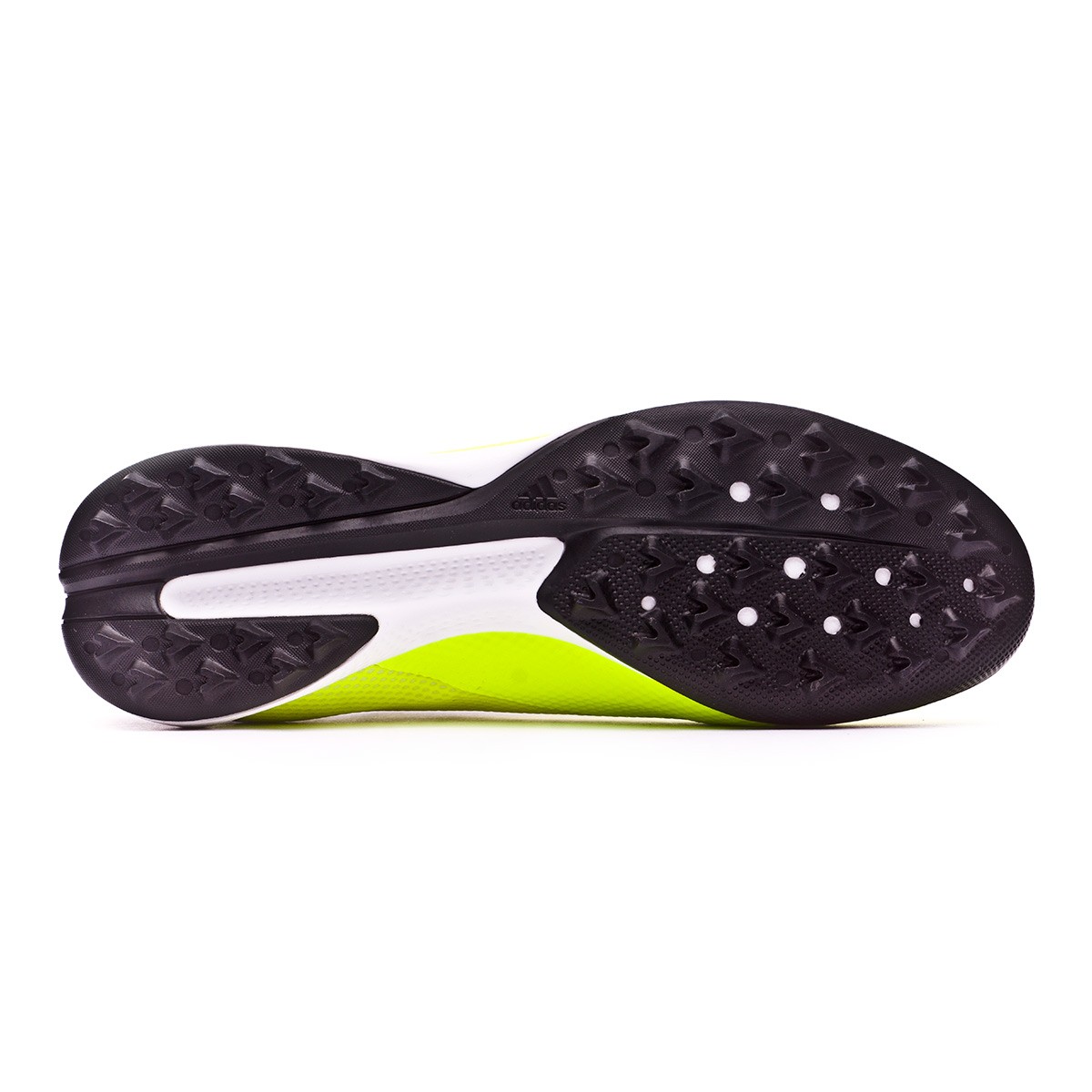 x tango 18.3 turf shoes