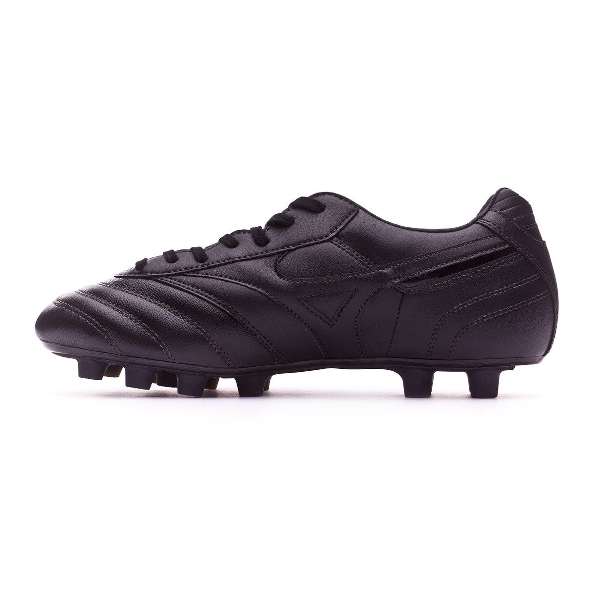 classic football boots